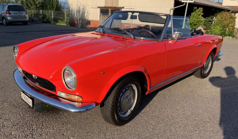 Fiat 124 Spider 1600 Sport voll