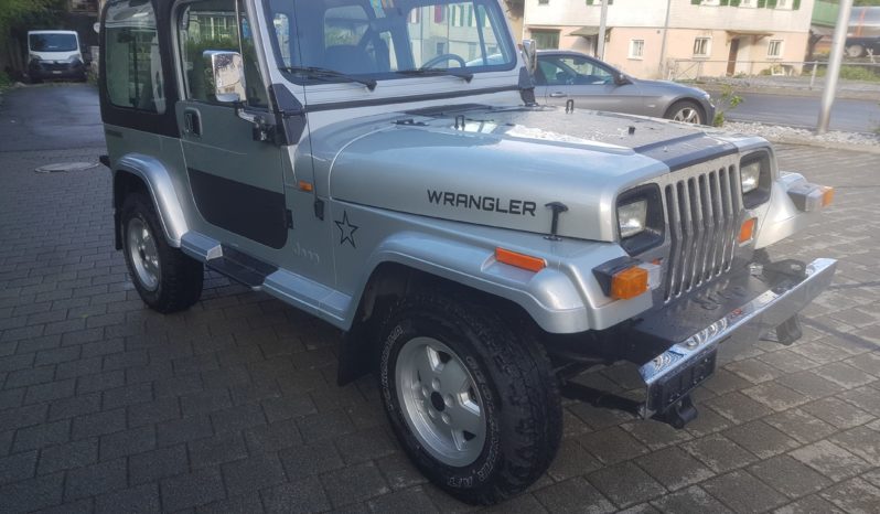 JEEP Wrangler 2.5 Laredo voll